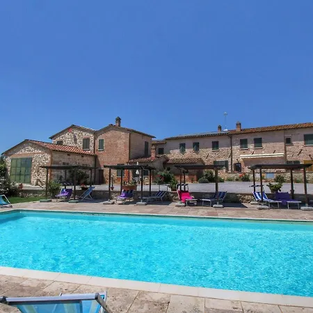 Holiday home Vintage With Pool In Asciano