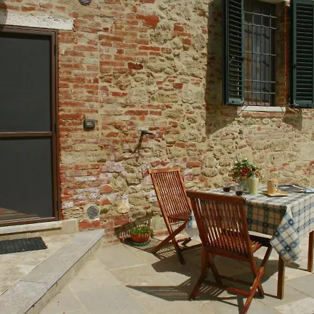 Holiday home Vintage With Pool In Asciano