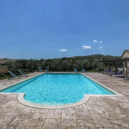 Holiday home Vintage With Pool In Asciano