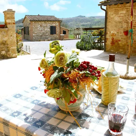 Prázdninový dům In Tuscany With Pool & Scenic Views